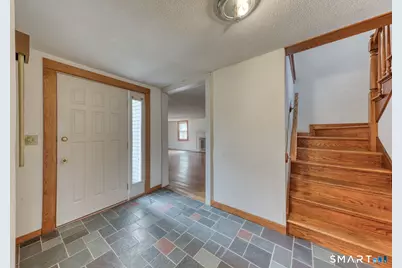 879 Neipsic Road, Glastonbury, CT 06033 - Photo 5