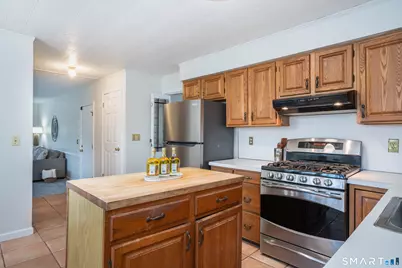 17 Michael Drive, Farmington, CT 06032 - Photo 9