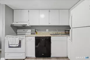 150 Yantic St, Norwich, CT 06360 - Photo 5