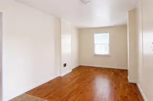 53 Mc Clean Ave, Stamford, CT 06905 - Photo 3