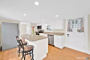 71 Seymour St, Windsor, CT 06095 - Photo 17