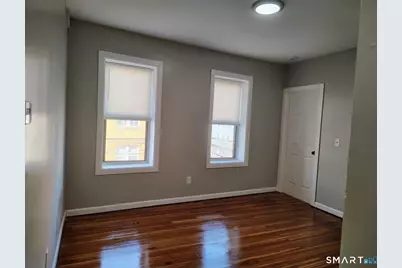 1071 Pembroke Street #3D, Bridgeport, CT 06608 - Photo 7