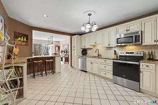 6 Sullivan Farm, New Milford, CT 06776 - Photo 9