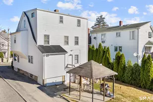 118 Colonial Rd, Stamford, CT 06906 - Photo 1