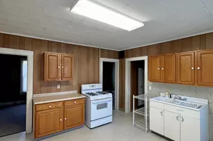 254 Ward St, Wallingford, CT 06492 - Photo 5