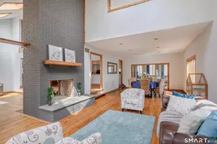 345 Florida Hill Rd, Ridgefield, CT 06877 - Photo 9