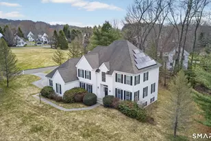 5 Fenwick Dr, Avon, CT 06001 - Photo 3