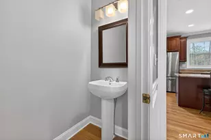 5 Fenwick Dr, Avon, CT 06001 - Photo 23