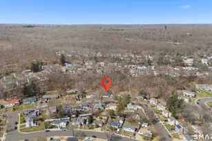 55 Englewood Dr, New Haven, CT 06515 - Photo 39