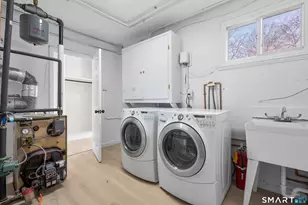 55 Englewood Dr, New Haven, CT 06515 - Photo 35