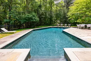 33 Sentry Hill Rd, Roxbury, CT 06783 - Photo 3