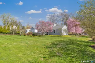 364 Beach Rd, Fairfield, CT 06824 - Photo 7