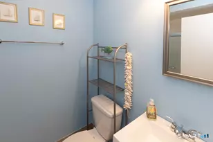 65 Main St, Essex, CT 06442 - Photo 17