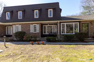 65 Main St, Essex, CT 06442 - Photo 3