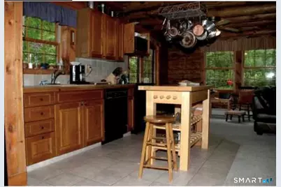 737 Shepard Avenue, Hamden, CT 06514 - Photo 3