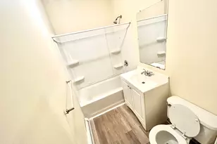 1019 W Main St, Waterbury, CT 06708 - Photo 5