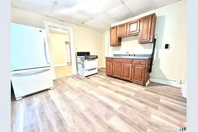 1019 West Main Street #2R, Waterbury, CT 06708 - Photo 3