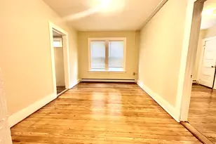 1019 W Main St, Waterbury, CT 06708 - Photo 9
