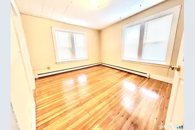 1019 West Main Street #2R, Waterbury, CT 06708 - Photo 7