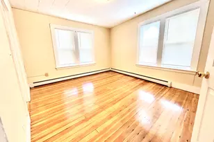1019 W Main St, Waterbury, CT 06708 - Photo 7