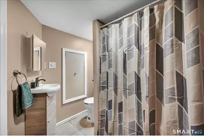 90 West Side Drive, Hamden, CT 06514 - Photo 33