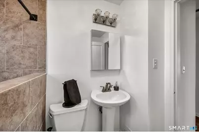 90 West Side Drive, Hamden, CT 06514 - Photo 25