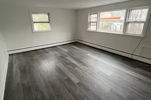 8 Burnham St, Plymouth, CT 06786 - Photo 7