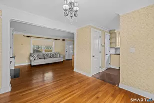 125 Oaklawn Ave, Stamford, CT 06905 - Photo 5