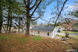 99 Essex Ave, Waterbury, CT 06704 - Photo 13