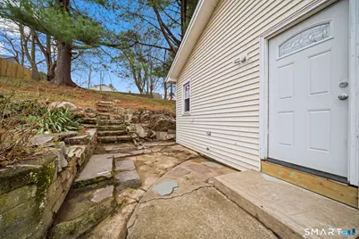 99 Essex Avenue, Waterbury, CT 06704 - Photo 5