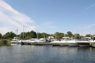 391 Reef Rd, Fairfield, CT 06824 - Photo 17