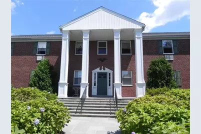 391 Reef Road #6A, Fairfield, CT 06824 - Photo 1