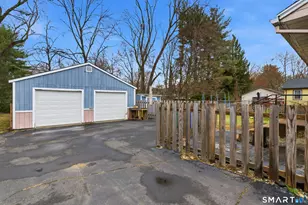 140 Cottage Grove Rd, Bloomfield, CT 06002 - Photo 3