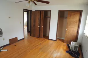 341 Lounsbury St, Waterbury, CT 06706 - Photo 15