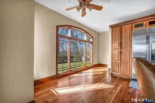 72 Village Gate Dr, Southington, CT 06489 - Photo 9