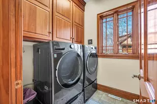 72 Village Gate Dr, Southington, CT 06489 - Photo 17