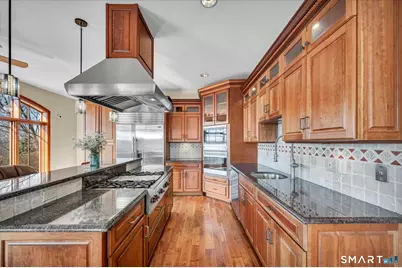 72 Village Gate Drive, Southington, CT 06489 - Photo 5