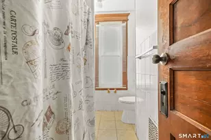 36 Maltby Pl, New Haven, CT 06511 - Photo 11