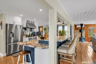 51 W Lake Ave, Guilford, CT 06437 - Photo 9