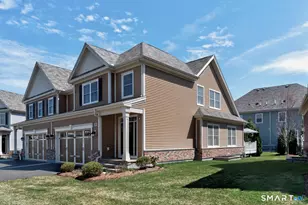 39 Harvest Ct, Newington, CT 06111 - Photo 3