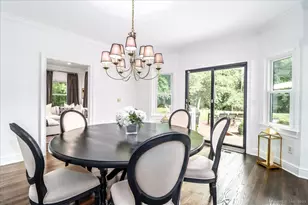 13 Old Castle Dr, Newtown, CT 06470 - Photo 11