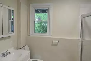 3 Quien St, Danbury, CT 06810 - Photo 7