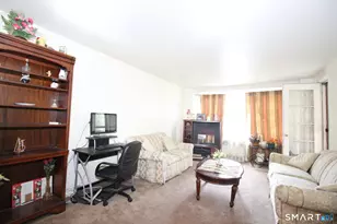 71 Strawberry Hill Ave, Stamford, CT 06902 - Photo 5