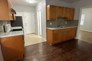 49 Howard St, Waterbury, CT 06705 - Photo 3