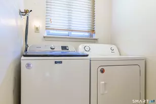 23 Happy Hollow Cir, Stratford, CT 06614 - Photo 13