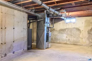 23 Happy Hollow Cir, Stratford, CT 06614 - Photo 19