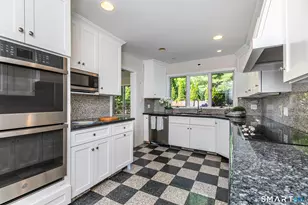9 Oak Pt Clb, New Milford, CT 06776 - Photo 15