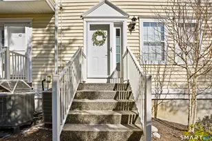 629 Danbury Rd, Ridgefield, CT 06877 - Photo 3