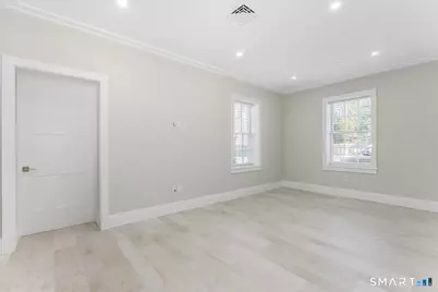 1990 Bronson Road #4, Fairfield, CT 06824 - Photo 9