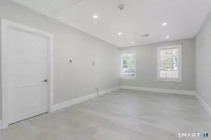 1990 Bronson Rd, Fairfield, CT 06824 - Photo 7